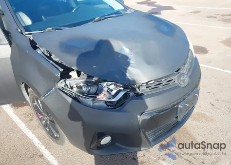 2014 Toyota Corolla S/S Plus/S Premium z USA, uszkodzony, nr VIN 5YFBURHE4EP080143